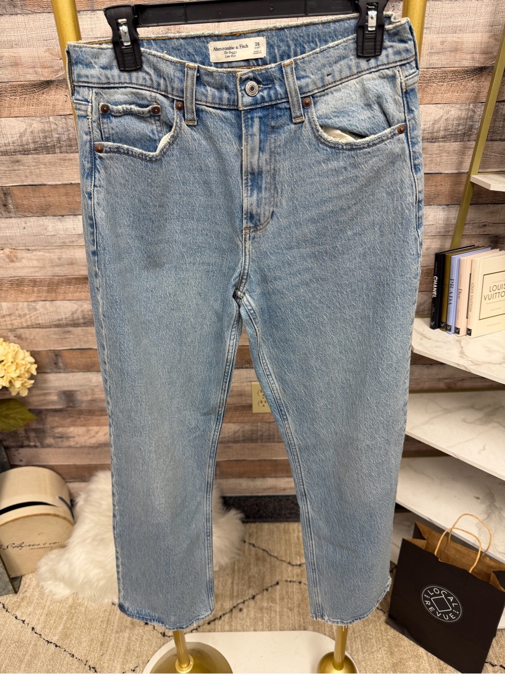 Abercrombie & Fitch Light Wash Baggy Low Rise Jean
